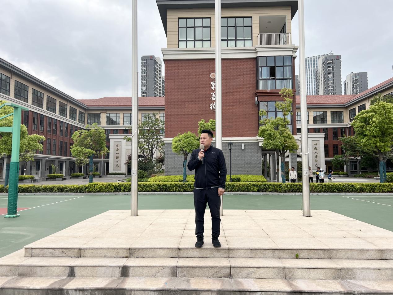 2022.4.27消防应急演练报道_html_m60ad6281.jpg
