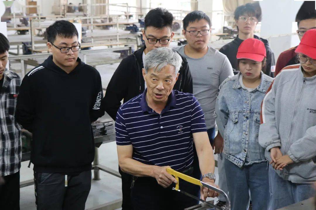 大国工匠第3期_html_m7263de28.jpg