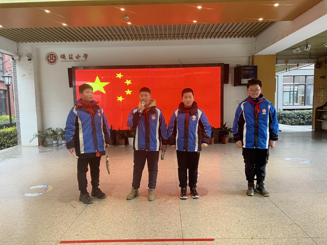 第二周升旗仪式新闻稿_html_m1f44c187.jpg