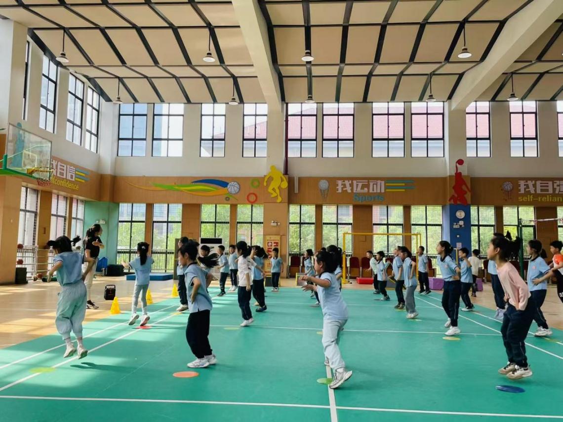 【知行晓庄】体育课堂展风采，教研共促成长——南京市晓庄小学（行知校区）综合组风采展示课活动