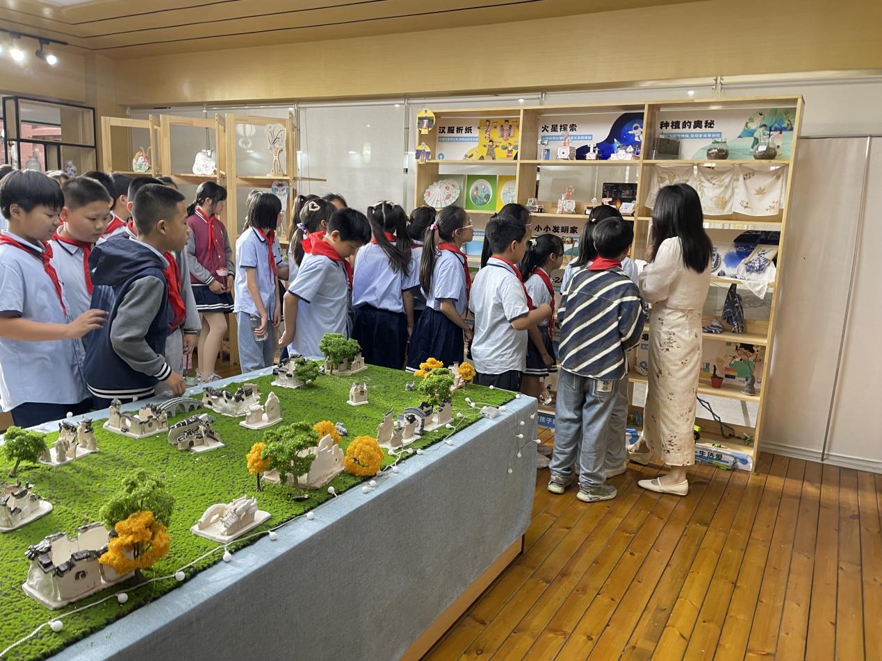 20250516班级结队 (1)_html_m2f241ccf.jpg