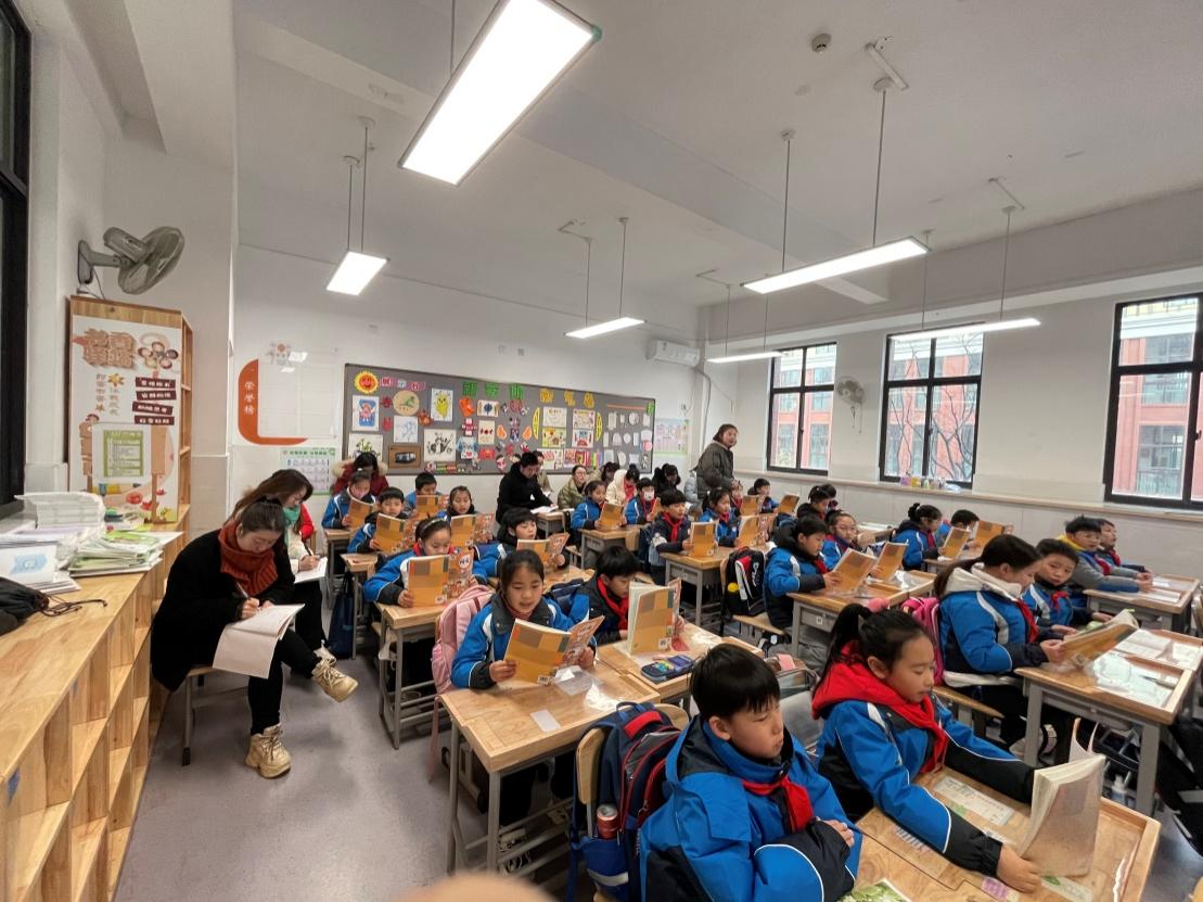 【知行晓庄】聚焦文本核心，精简教学设计——记南京市晓庄小学语文校本研修活动（一）