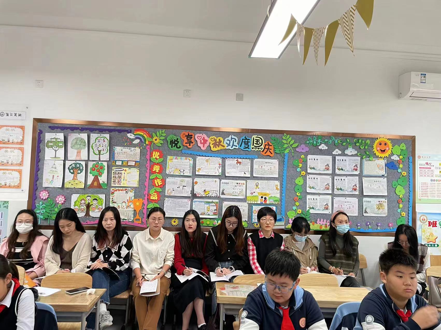 活动报道：立足目标研复习 跟进打磨促提升(1)_html_m484ac511.jpg