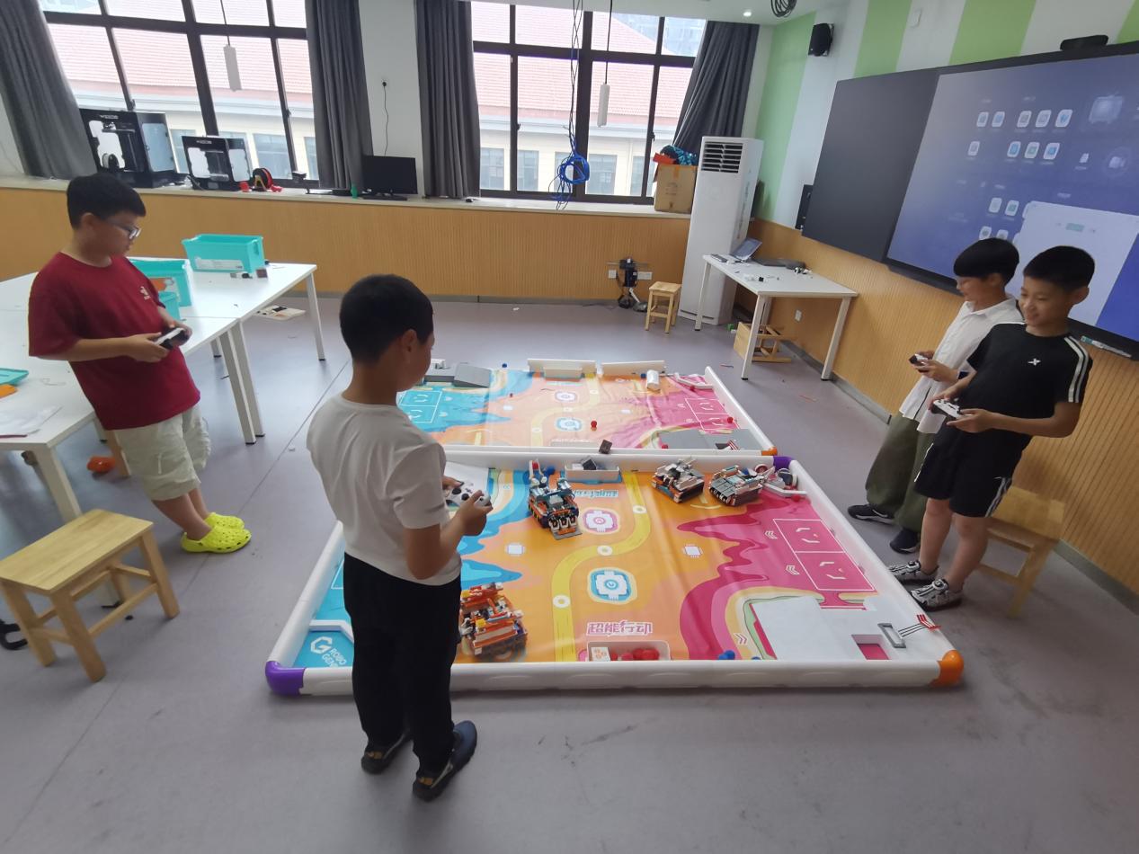 20240710晓庄小学参加第二十三届江苏省青少年机器人竞赛7.8_html_m3cf242bf.jpg