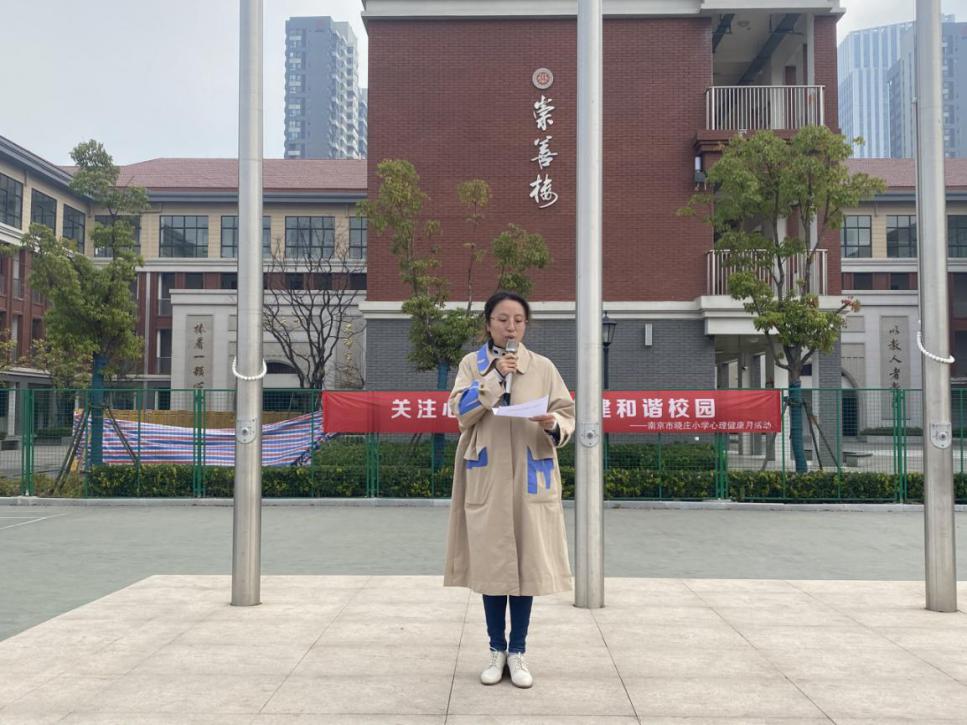 党建1_html_m479bb134.jpg