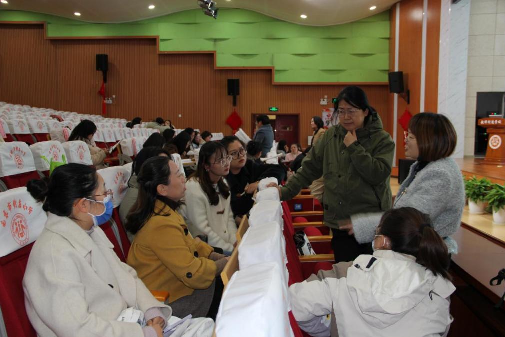 20241129 11月27日德育活动新闻稿（改）_html_33b886dc.jpg