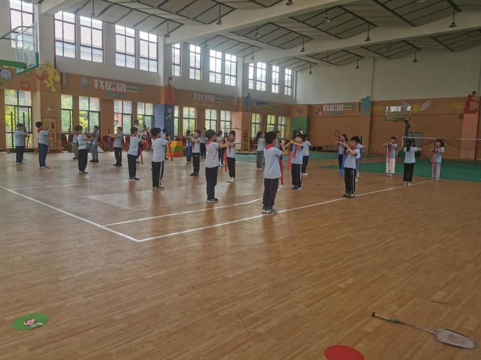 短兵校本研修简报_html_29169d84.jpg