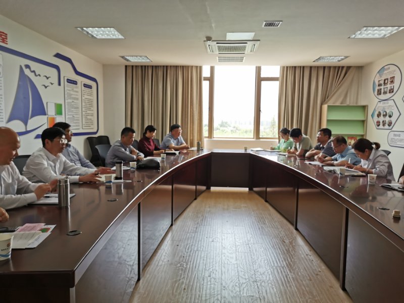 年级管理交流.jpg 年级管理交流.jpg