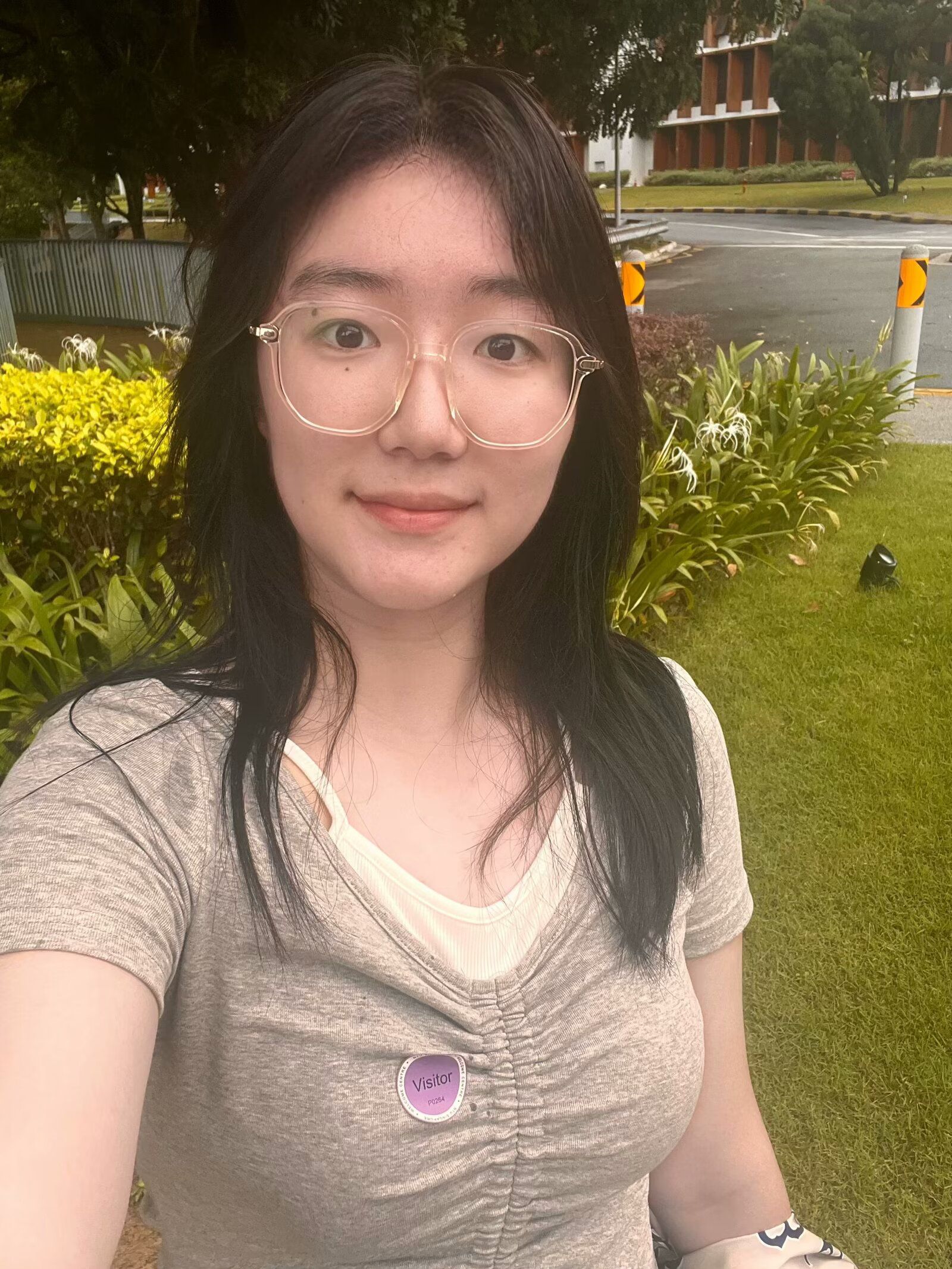 常紫易.png 常紫易.png