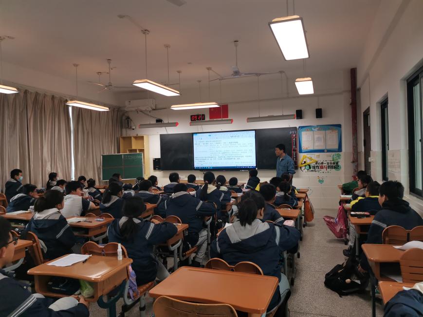 融进科研 (1)_html_m1fe3749.jpg