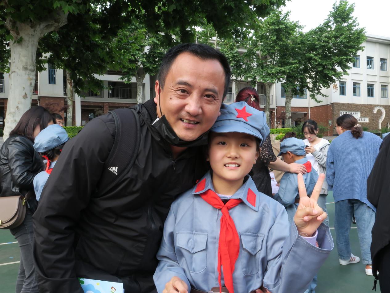 童心向党展风采 生活实践育真人_html_2a3e2dc5.jpg