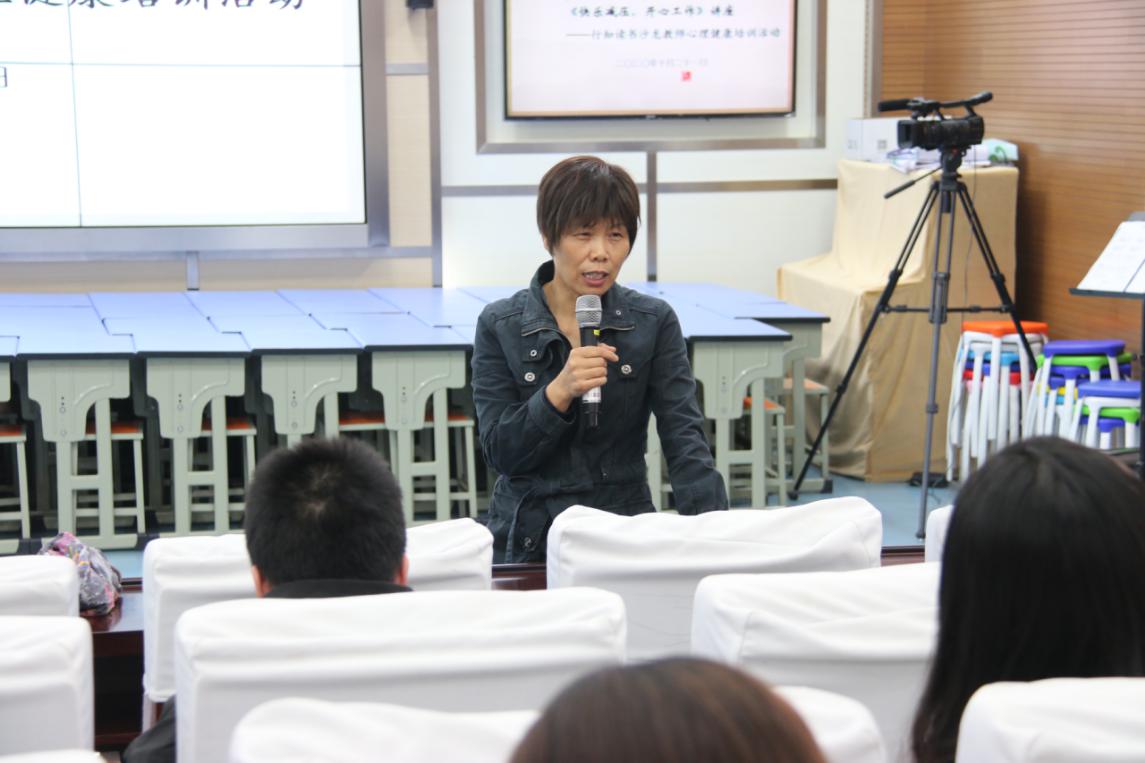 10.21报道_html_123dc8fa.jpg