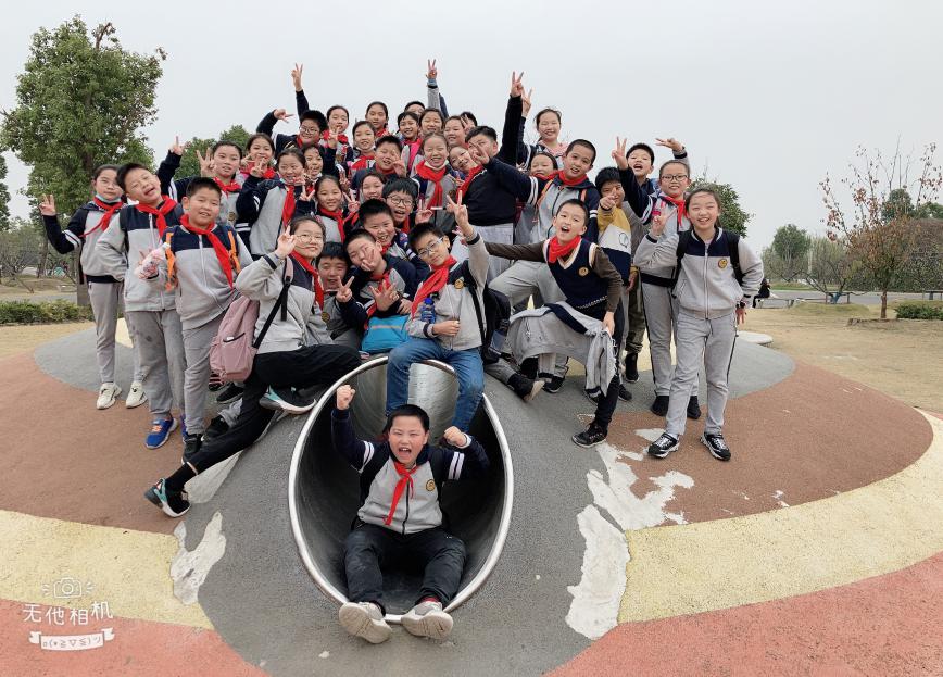记一次快乐的秋游_html_m74738990.jpg
