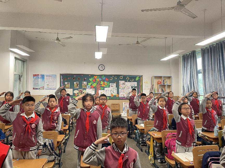 【丁香汉声·学生成长营】爱护环境  从你我做起_html_m5e4b2034.jpg