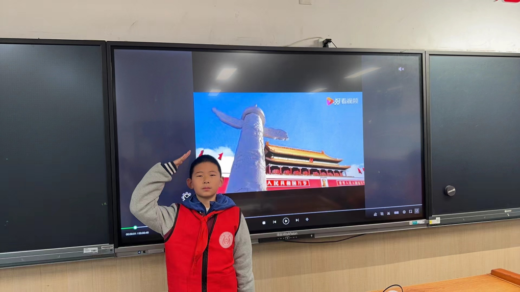 【丁香汉声·学生成长营】勤俭节约，从我做起_html_66a22ad1.png
