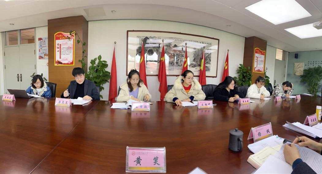 【丁香汉声】 专家引领明方向  砥砺前行兴科研_html_330a01bd.jpg