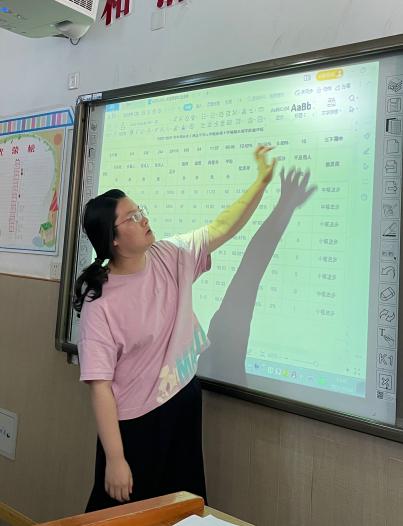 期末报道_html_m55127b33.jpg