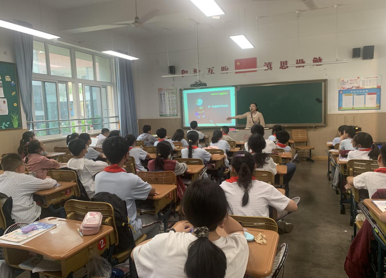 怀揣梦想 高质毕业（王蕾）_html_m22720687.jpg