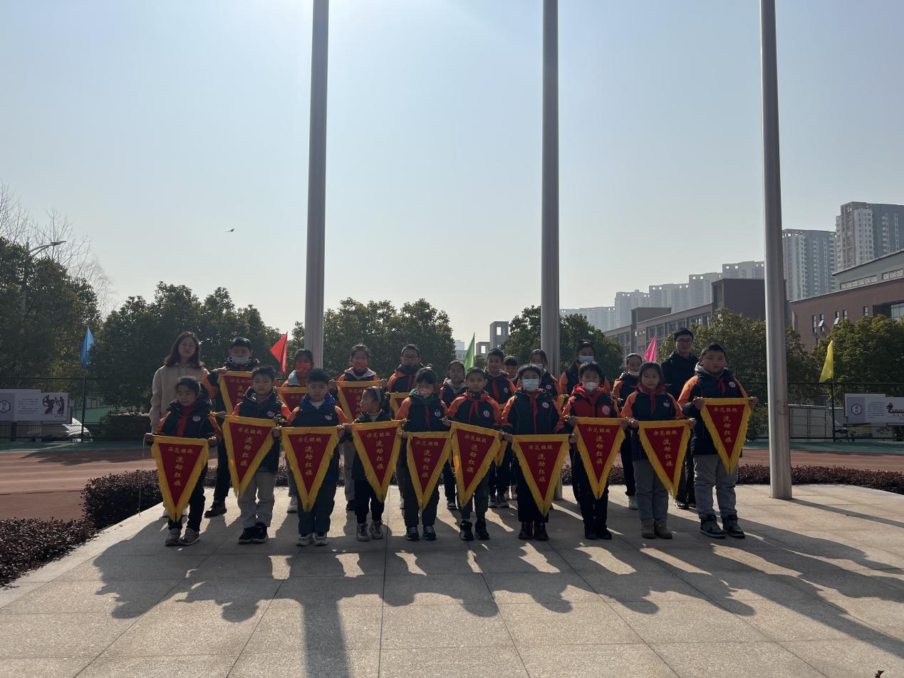 保护环境 争做垃圾分类小能手_html_m4c08fb75.jpg
