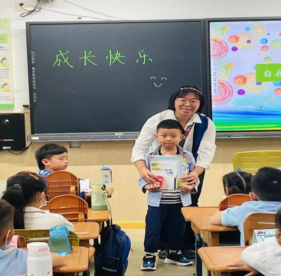 【丁香汉声】喜迎二十大  梦想新起航_html_6061c064.jpg