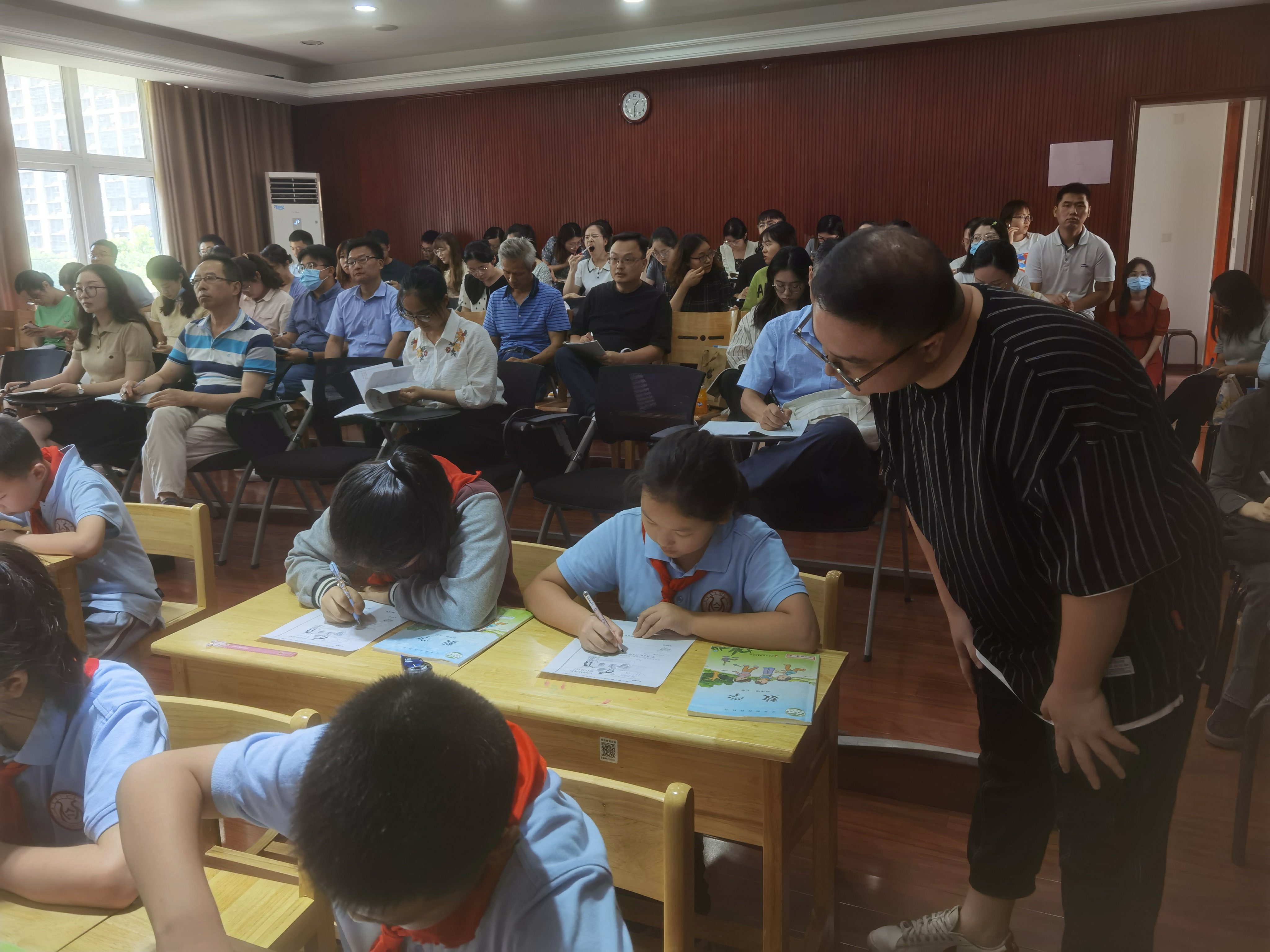 9.6【丁香汉声•和研行动】经历探究过程 发展核心素养_html_472a7f2a.jpg