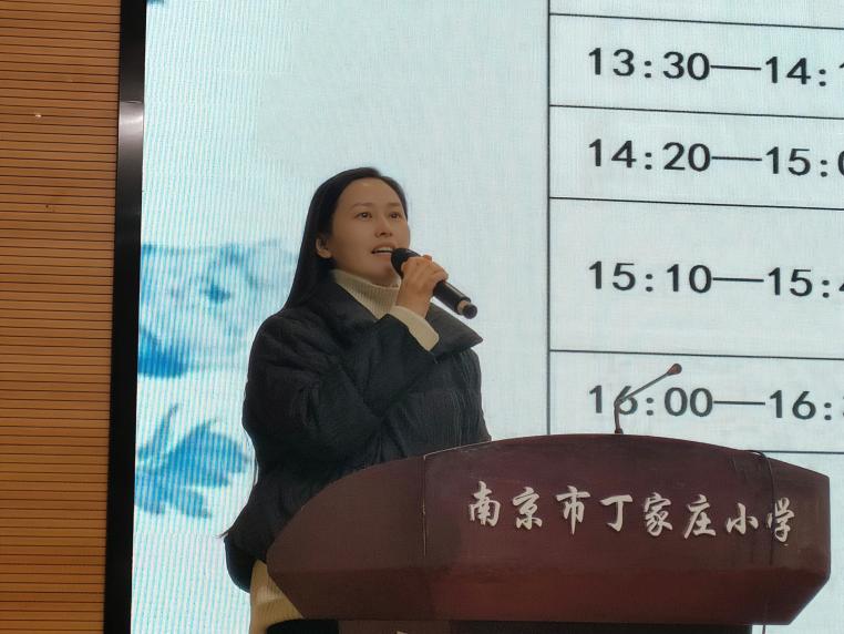 新课标 新教学 新教研——栖霞区小学语文低年级“伴随性评价”专题研讨活动（符飞玲、朱颖）_html_m3cf61a99.jpg