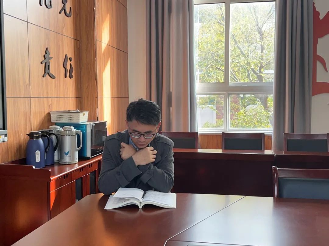 语文教研_html_55f97173.jpg
