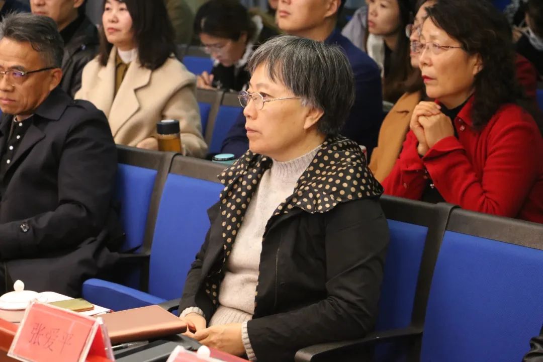 名家_html_1131d13c.jpg