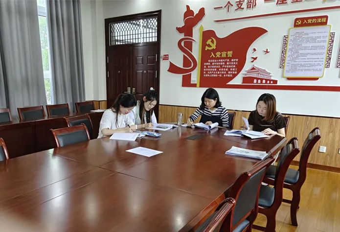 新课标_html_56ff8ae2.jpg