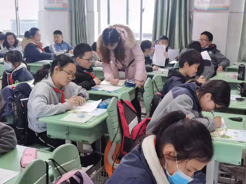 【尚美迈小】夯实基础,共同提升_html_5b718209.jpg