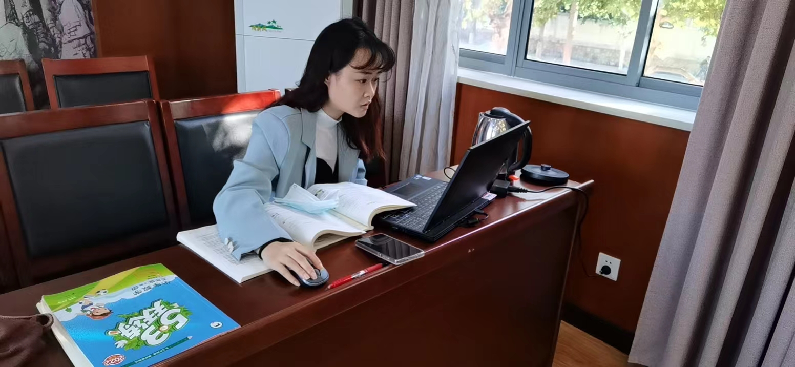 10.18停课不停学_html_m703d831d.jpg