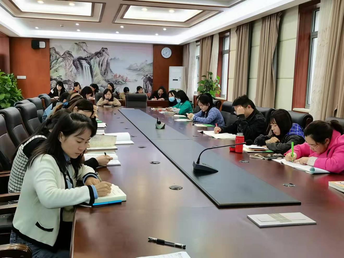 教学视导明方向 反馈交流促提升_html_m4e90770.jpg