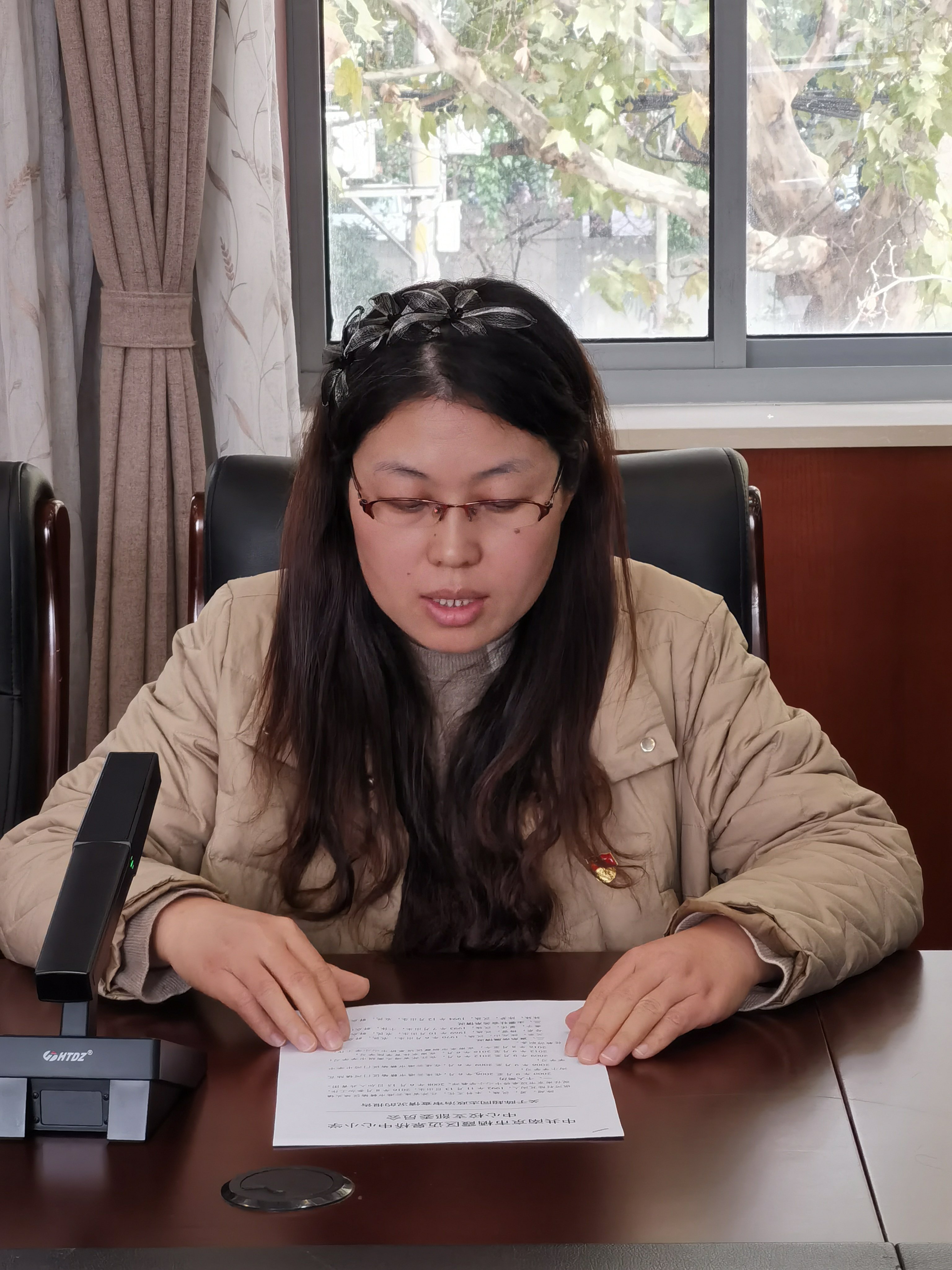 迈小中心校党支部举行入党积极分子转预备党员会议(2)_html_m34ebc9da.jpg