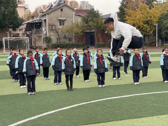 体育组报道12.3_html_m650b98b6.jpg
