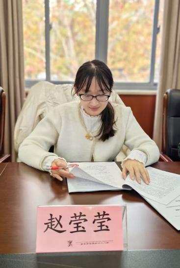 【尚美迈小·教科研】研峰登翠处 墨香染锦途 ——记栖霞区教育科学“十三五”“十四五”规划课题校级结题论证会(1)_html_3c26df2.jpg