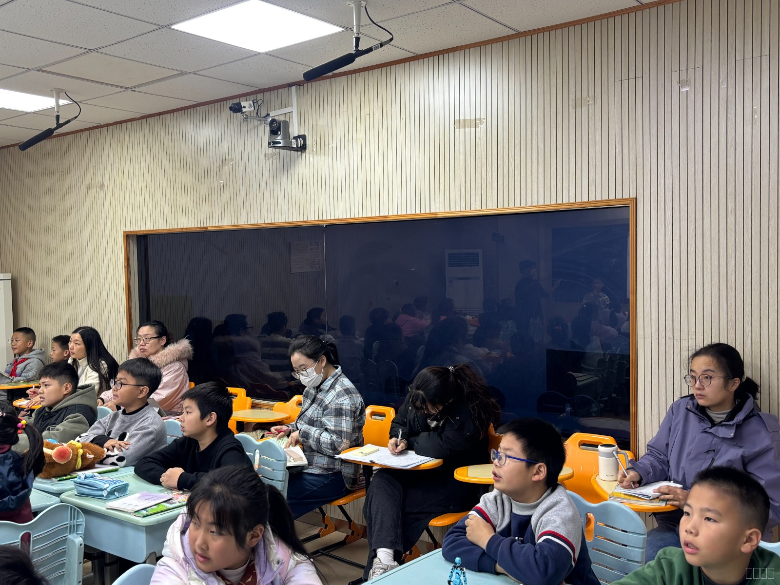 观课.JPG 观课.JPG