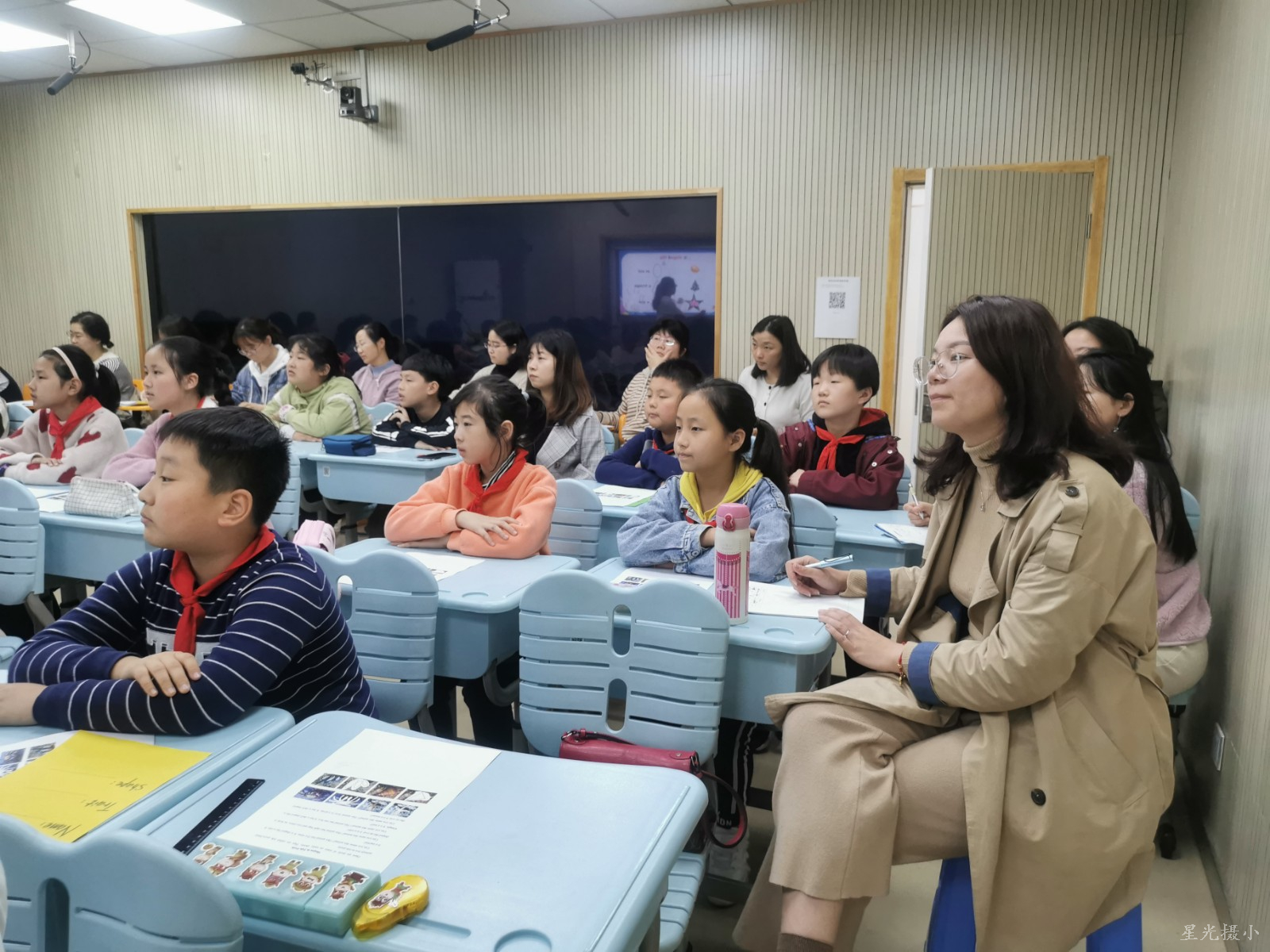 全体英语老师.JPG