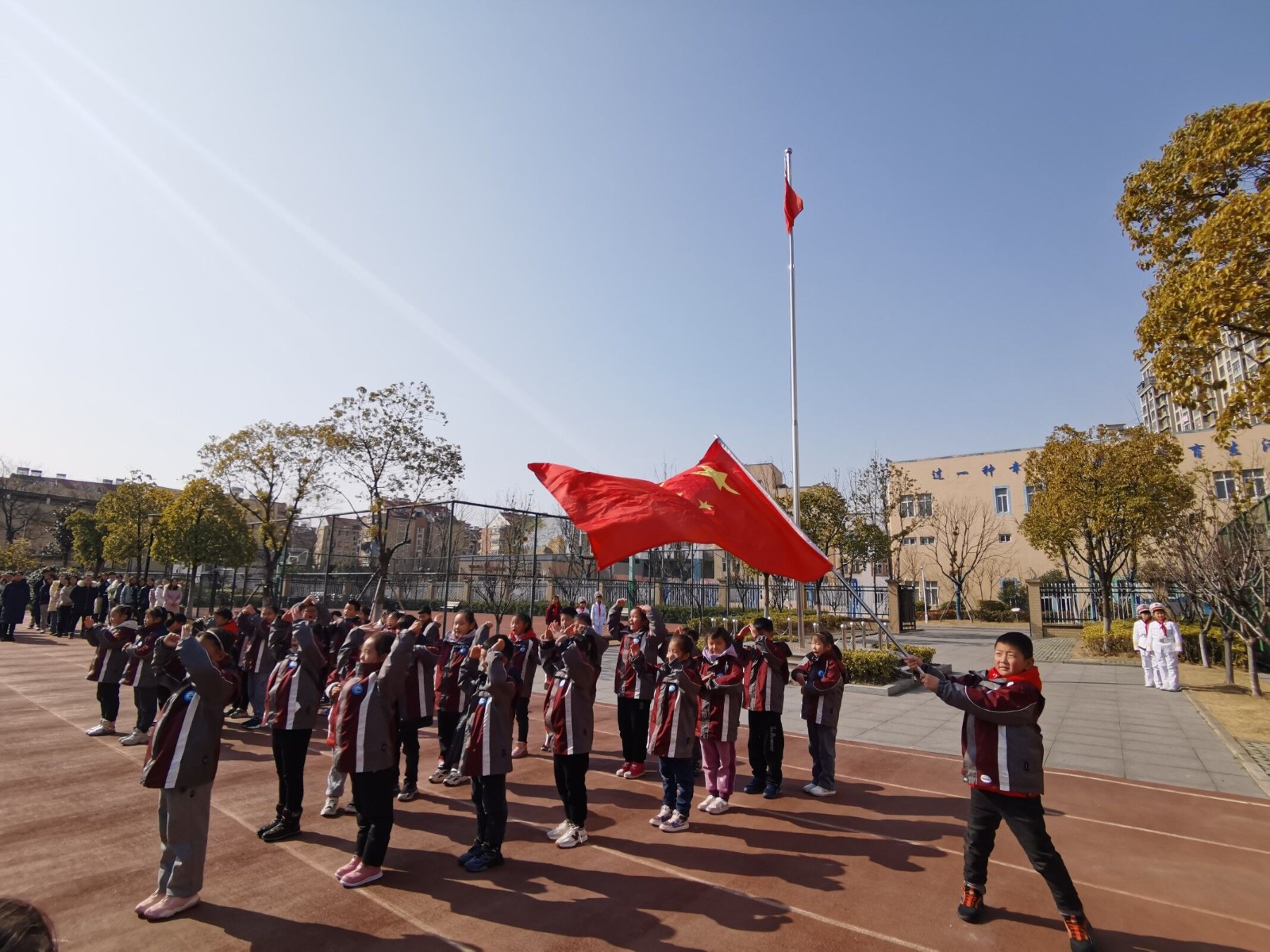 节目表演.jpg