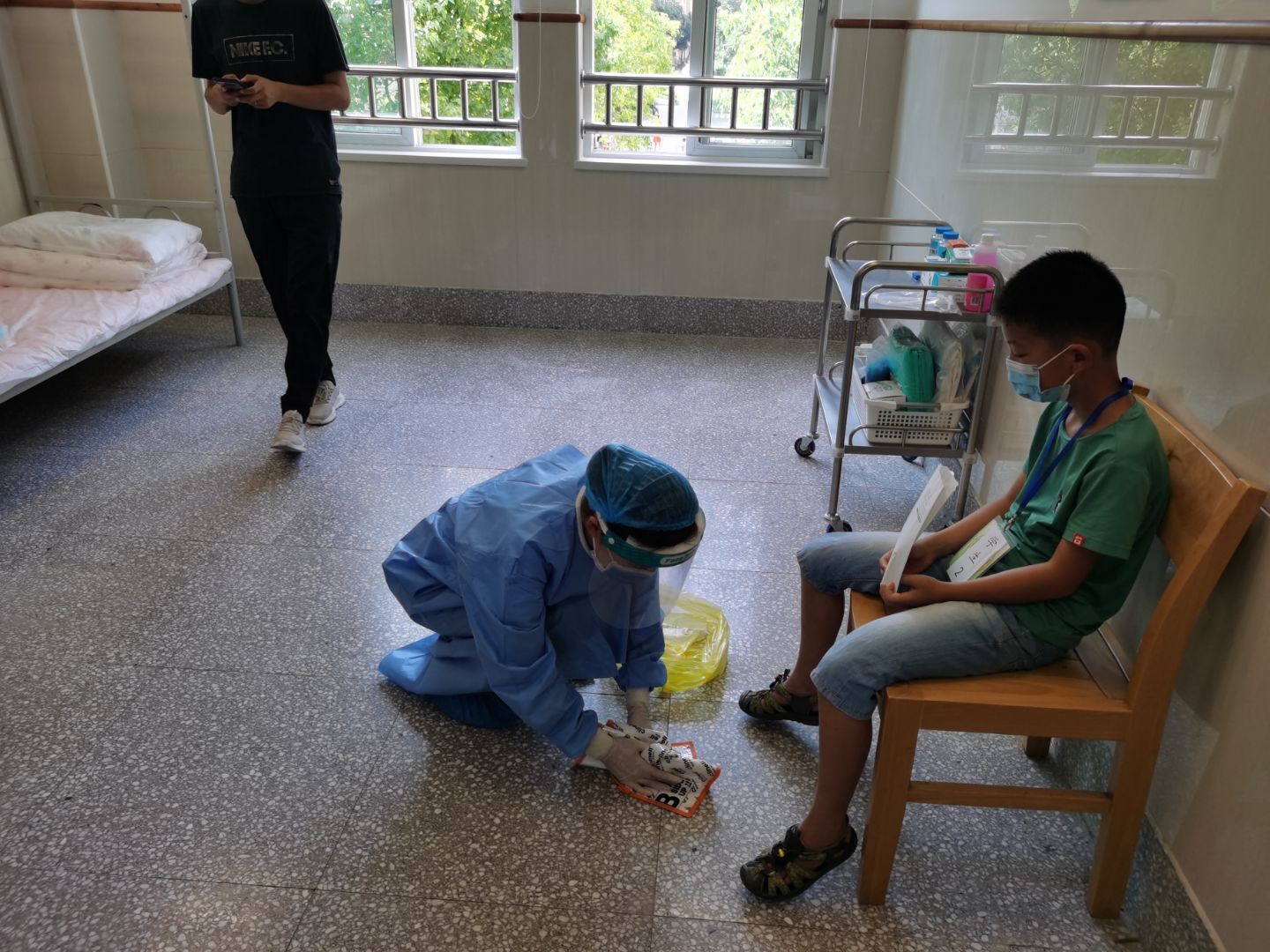 【星光摄小】（安全第一）摄山星城小学天佐路校区 学生突发状况处理演练活动