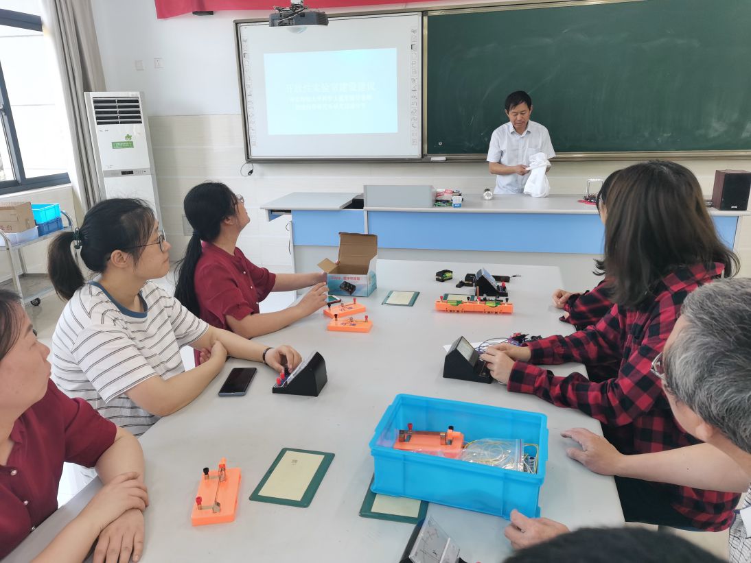 【毅行栖中】开放性创新实验室，梦想开花的地方