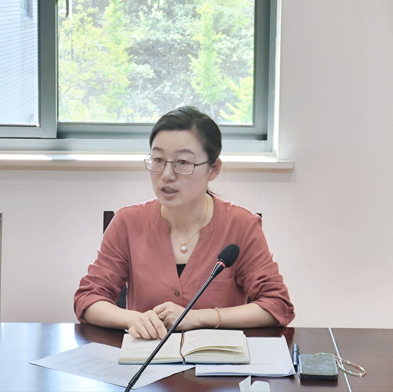 刘校1.jpg
