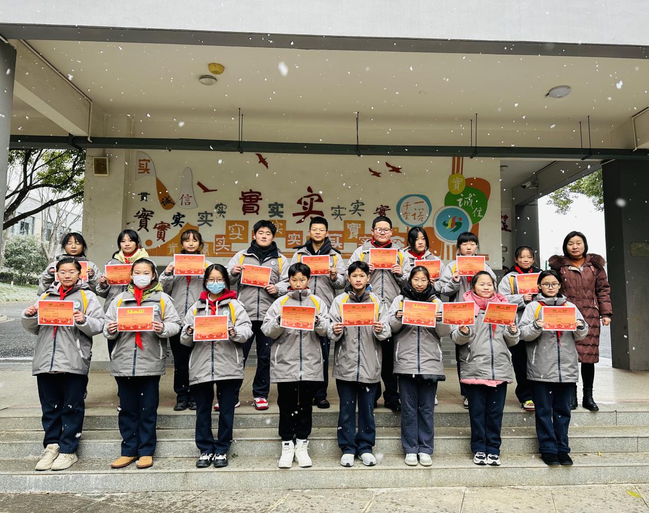 新闻_html_3765051b.jpg