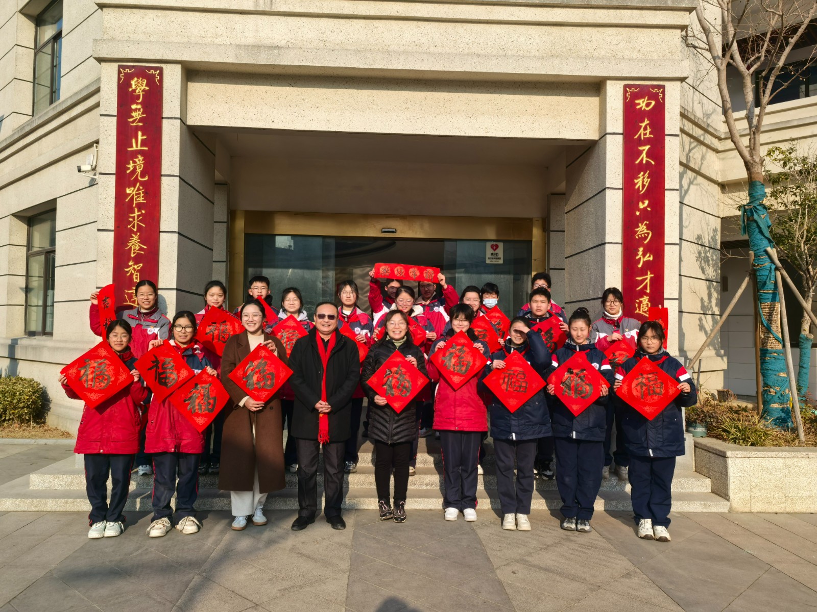 合影1.jpg