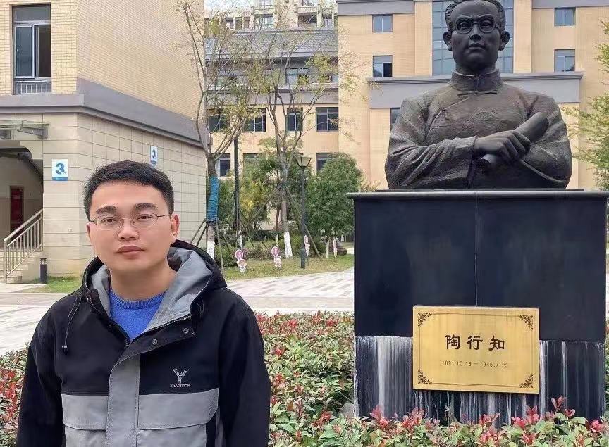 【伯乐风采】匠心为师 慧心育人——伯乐中学2021年度优秀教师系列报道（四）_html_61cb003e.jpg