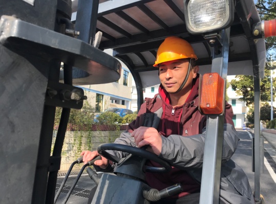 厉害了我的现代物流系_html_m2328540e.jpg