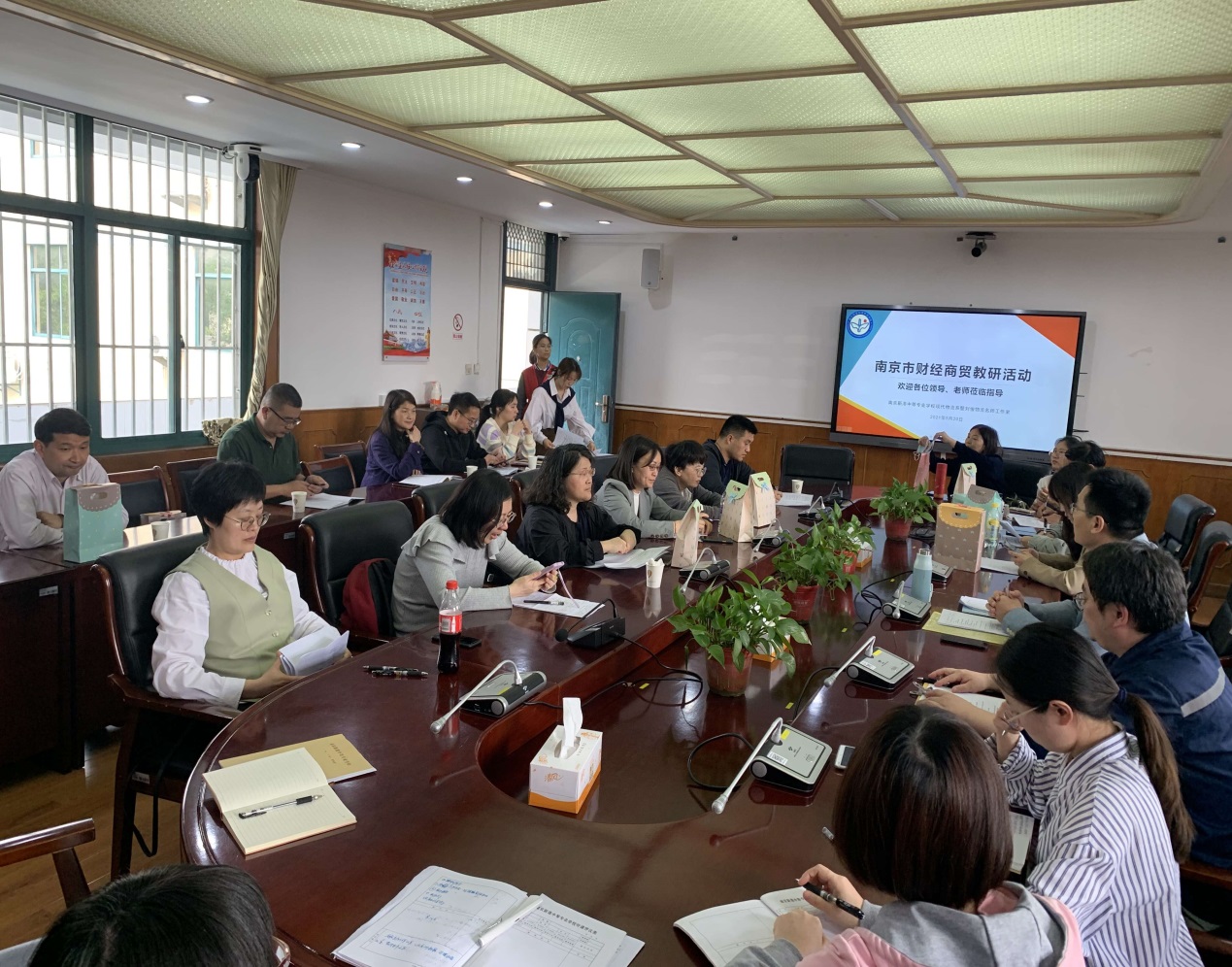 20210520课堂磨练展风采，观摩交流促成长_html_m7abeddf8.jpg