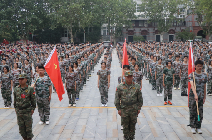 铸新港之魂_html_4344f855.png