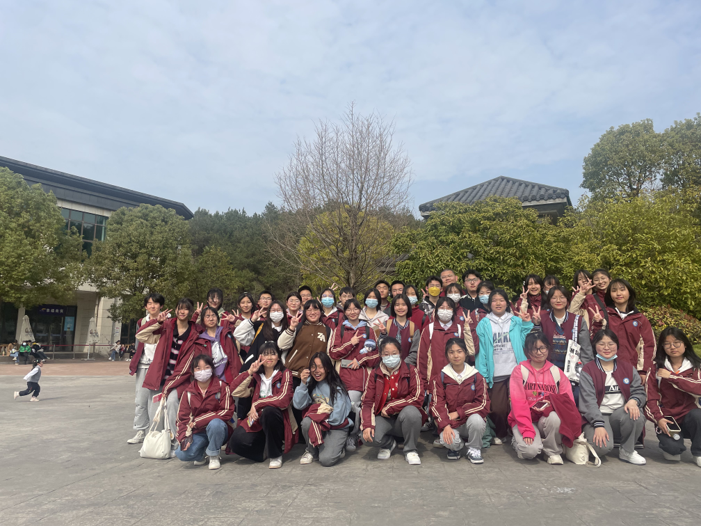 5月8日 第十四周升旗仪式：践行劳动教育 弘扬劳动精神_html_m7c4ef94c.png