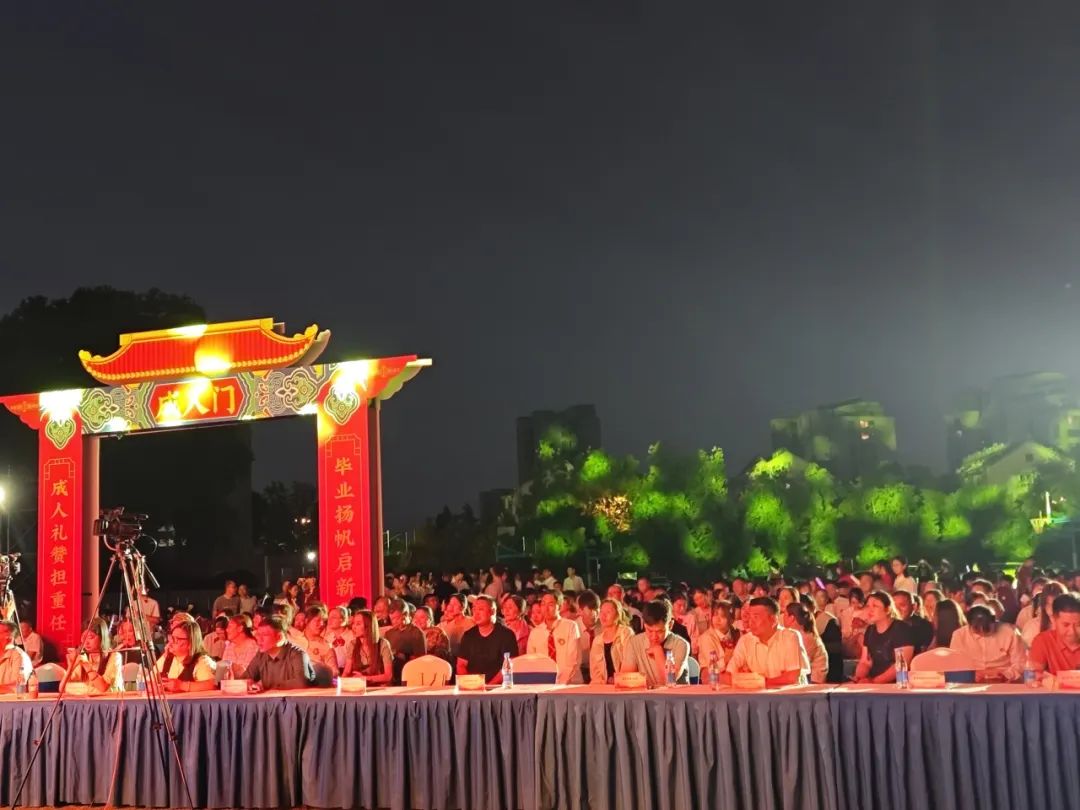 十八而志 我们启航  微信_html_m5bc31176.jpg