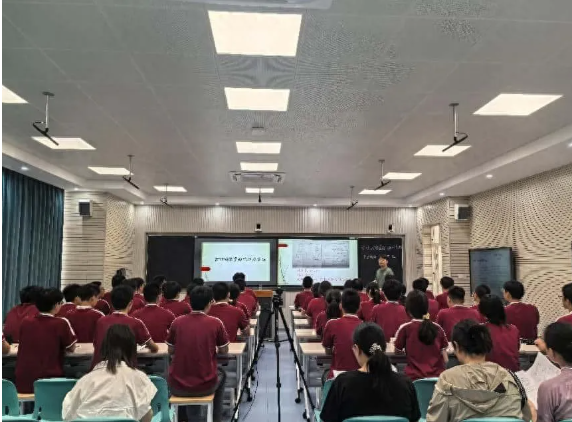 6月9日 南京市职业教育语文学科主题教研活动暨南京•喀什两地联合教研活动在南京新港中等专业学校如期举办_html_3d402988.png